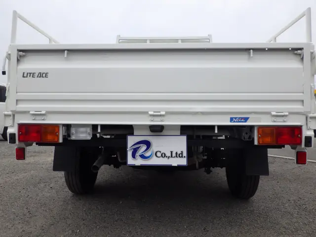 トヨタ ライトエーストラック DBF-S402U(2WD)の写真41
