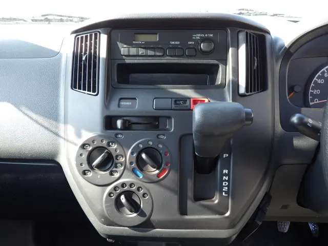 トヨタ タウンエーストラック DBF-S402U改(2WD)の写真9