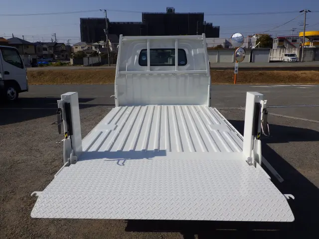 トヨタ タウンエーストラック DBF-S402U改(2WD)の写真16