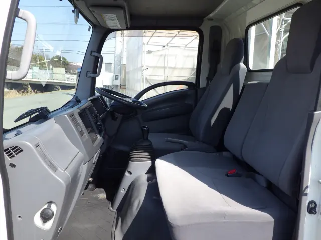 マツダ タイタン TKG-LLR85AR(2WD)の写真8