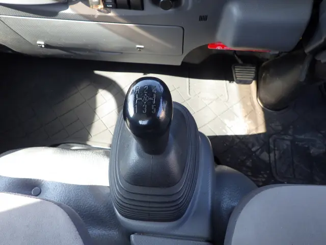 マツダ タイタン TKG-LLR85AR(2WD)の写真17