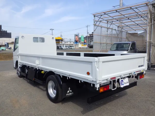 三菱 キャンター 2PG-FEAV0(2WD)の写真2