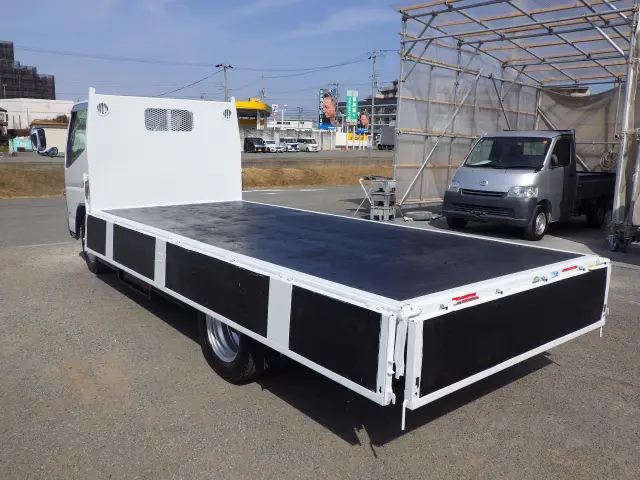 三菱 キャンター 2PG-FEAV0(2WD)の写真22