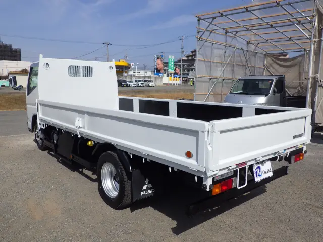 三菱 キャンター 2PG-FEAV0(2WD)の写真24