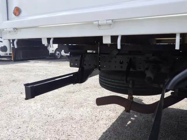 三菱 キャンター 2PG-FEAV0(2WD)の写真36