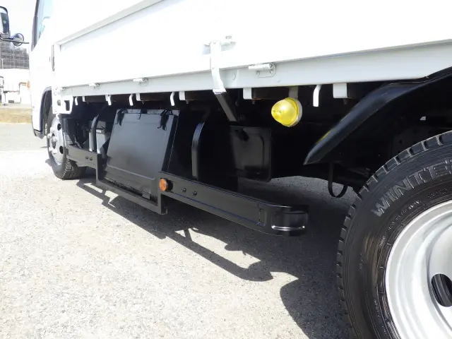 三菱 キャンター 2PG-FEAV0(2WD)の写真40