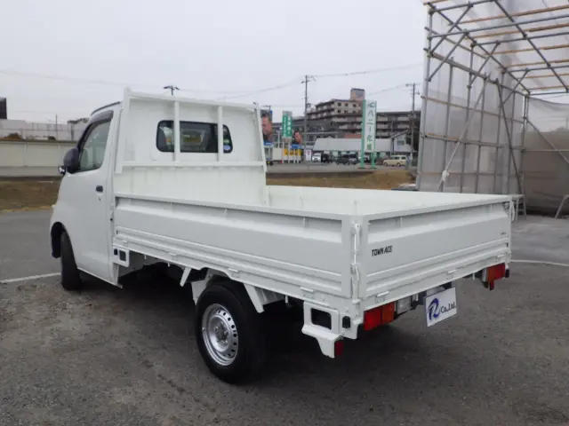 トヨタ タウンエーストラック DBF-S402U(2WD)の写真2