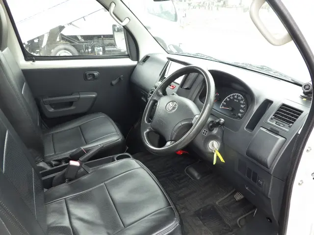 トヨタ タウンエーストラック DBF-S402U(2WD)の写真6