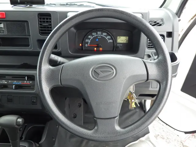 ダイハツ ハイゼットトラック EBD-S500P(2WD)の写真15