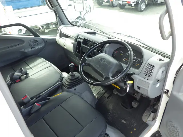 トヨタ ダイナ ABF-TRY230(2WD)の写真6