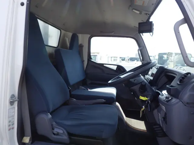 三菱 キャンター TKG-FEB50(2WD)の写真7