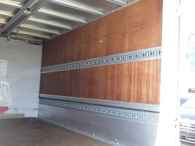 三菱 キャンター TKG-FEB50(2WD)の写真17