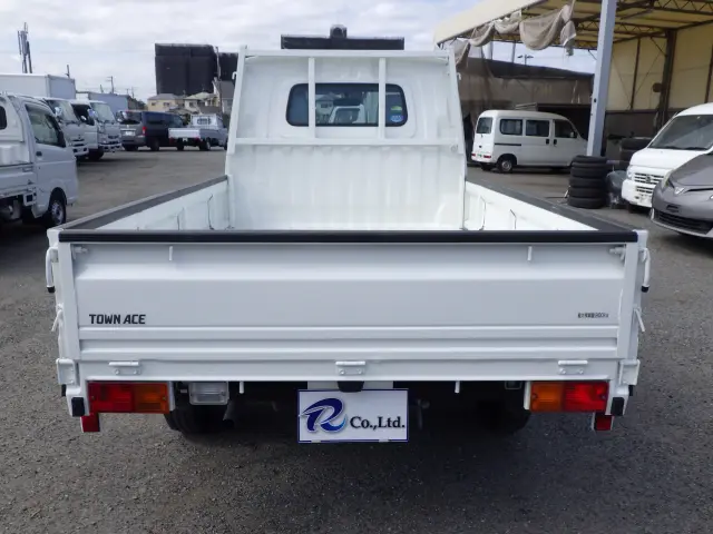 トヨタ タウンエーストラック DBF-S402U(2WD)の写真5
