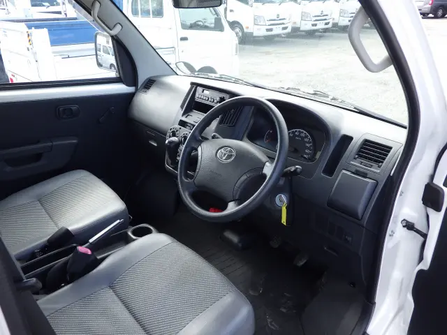 トヨタ タウンエーストラック DBF-S402U(2WD)の写真6