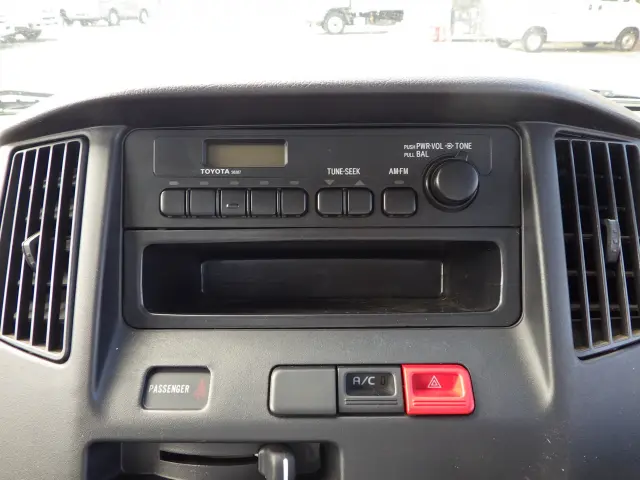 トヨタ タウンエーストラック DBF-S402U(2WD)の写真10