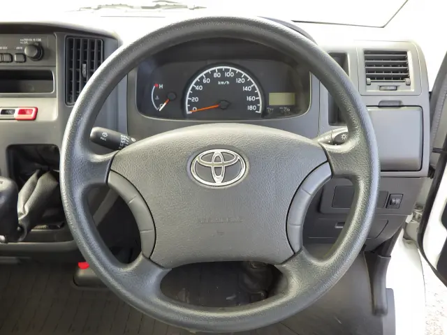 トヨタ タウンエーストラック DBF-S402U(2WD)の写真16