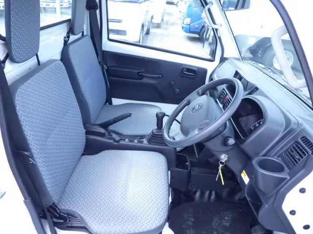 日産 クリッパートラック 3BD-DR16T(2WD)の写真7