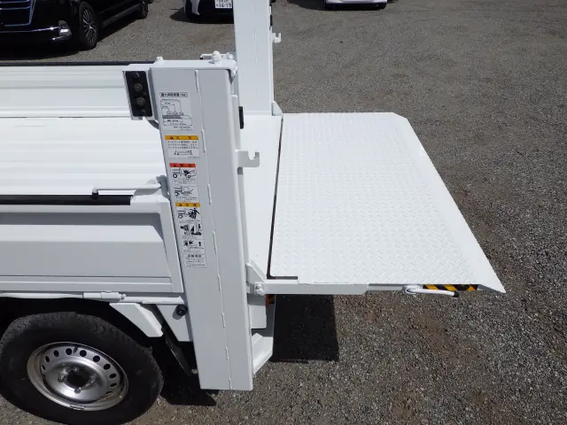 日産 クリッパートラック 3BD-DR16T(2WD)の写真23