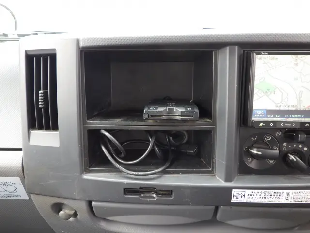 いすゞ エルフ TKG-NJR85A(2WD)の写真13