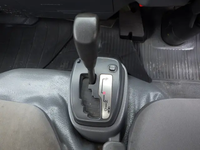 いすゞ エルフ TKG-NJR85A(2WD)の写真16