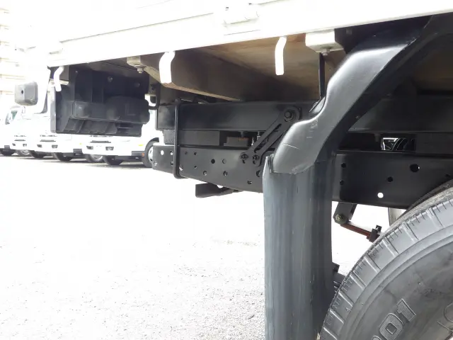 いすゞ エルフ TKG-NJR85A(2WD)の写真36