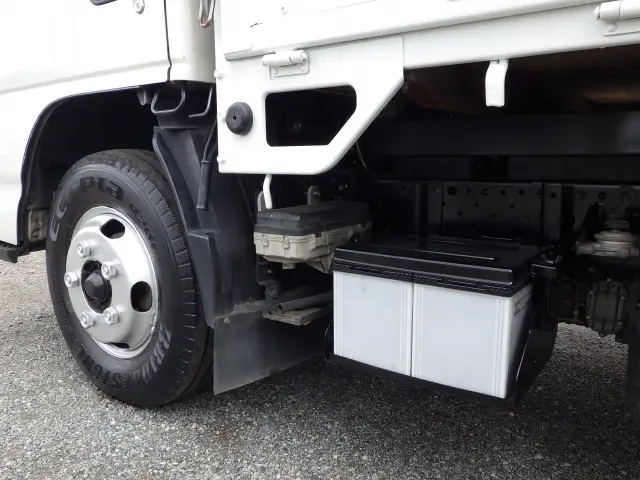 いすゞ エルフ TKG-NJR85A(2WD)の写真37