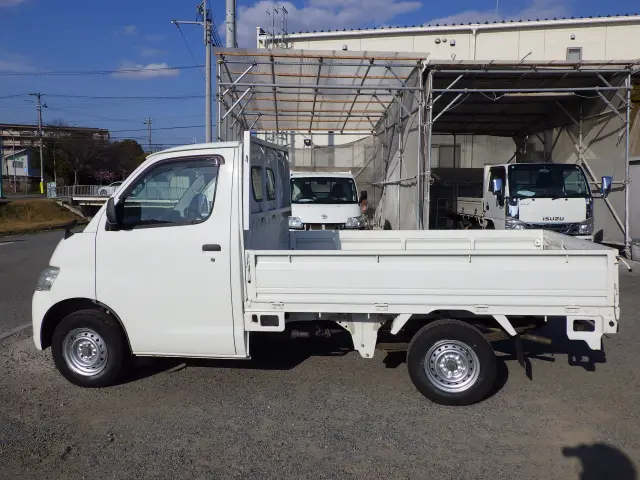 トヨタ ライトエーストラック DBF-S402U(2WD)の写真3