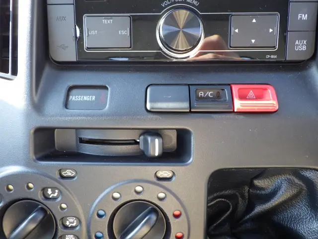 トヨタ ライトエーストラック DBF-S402U(2WD)の写真11