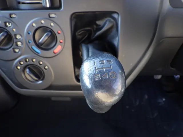 トヨタ ライトエーストラック DBF-S402U(2WD)の写真13