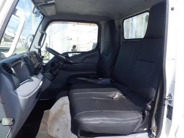 三菱 キャンター TKG-FEA50(2WD)の写真8