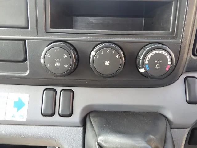 三菱 キャンター TKG-FEA50(2WD)の写真11
