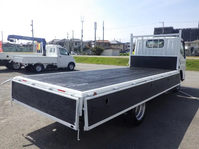 三菱 キャンター TKG-FEA50(2WD)の写真23