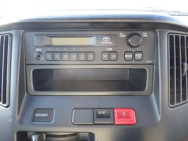 トヨタ ライトエーストラック DBF-S402U(2WD)の写真10