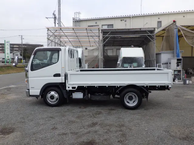 三菱 キャンター TPG-FBA20(2WD)の写真3