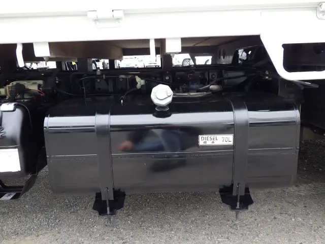 三菱 キャンター TPG-FBA20(2WD)の写真34