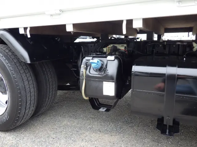 三菱 キャンター TPG-FBA20(2WD)の写真36