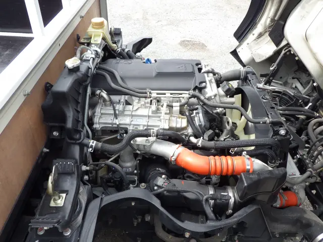三菱 キャンター TPG-FBA20(2WD)の写真47