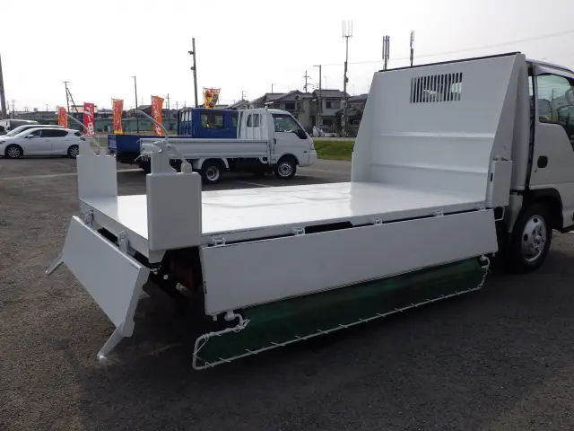 いすゞ エルフ TKG-NJR85AN(2WD)の写真21