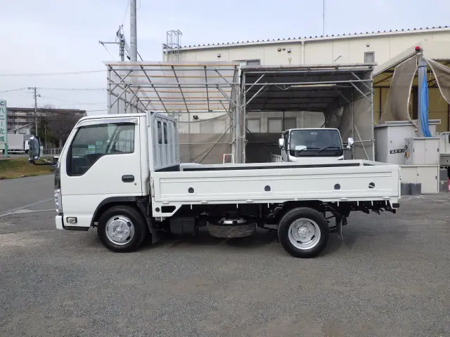 いすゞ エルフ TKG-NJR85A(2WD)の写真3
