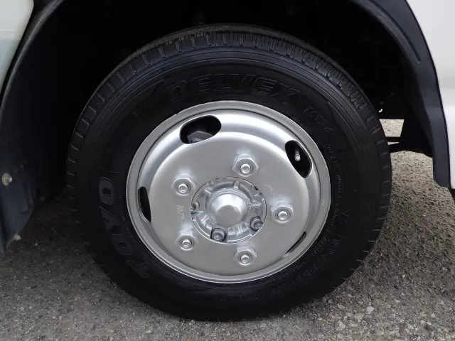 いすゞ エルフ TKG-NJR85A(2WD)の写真26