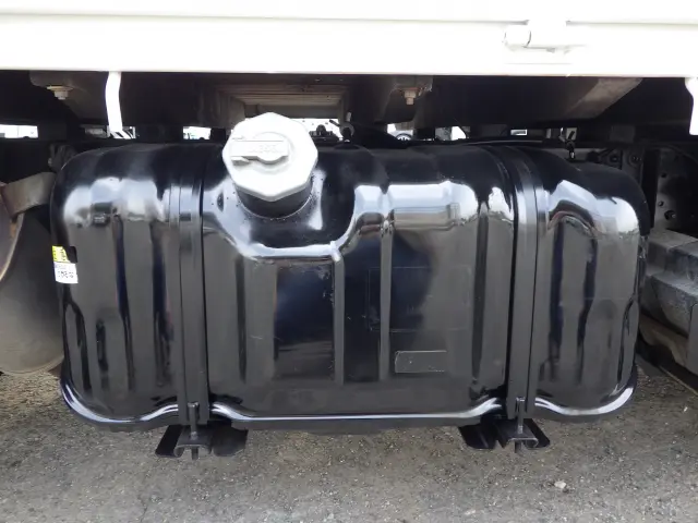 いすゞ エルフ TKG-NJR85A(2WD)の写真32