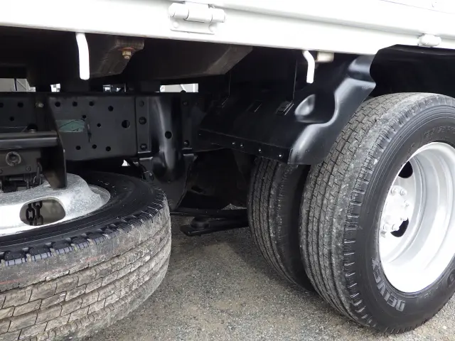 いすゞ エルフ TKG-NJR85A(2WD)の写真39