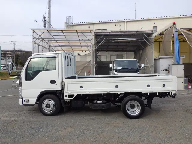 いすゞ エルフ TKG-NJR85A(2WD)の写真3