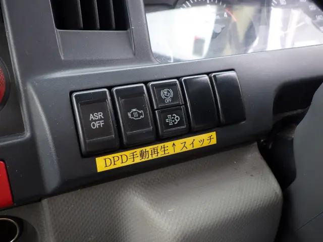 いすゞ エルフ TKG-NJR85A(2WD)の写真12