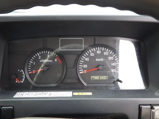 いすゞ エルフ TKG-NJR85A(2WD)の写真18