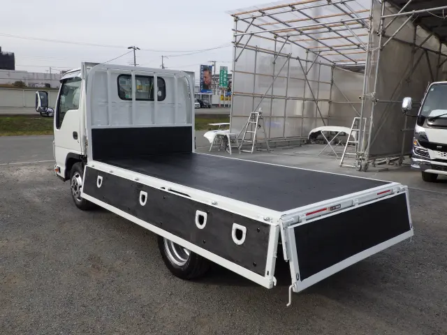 いすゞ エルフ TKG-NJR85A(2WD)の写真22