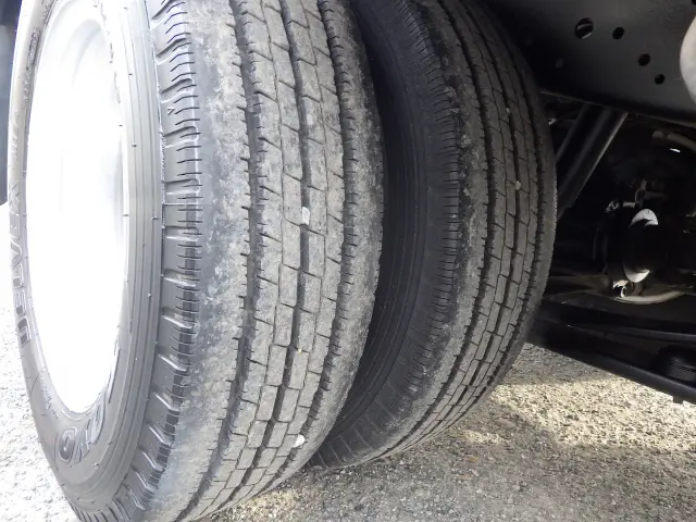 いすゞ エルフ TKG-NJR85A(2WD)の写真30