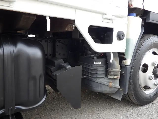 いすゞ エルフ TKG-NJR85A(2WD)の写真33