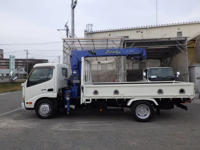 日野 デュトロ TKG-XZU650M(2WD)の写真3