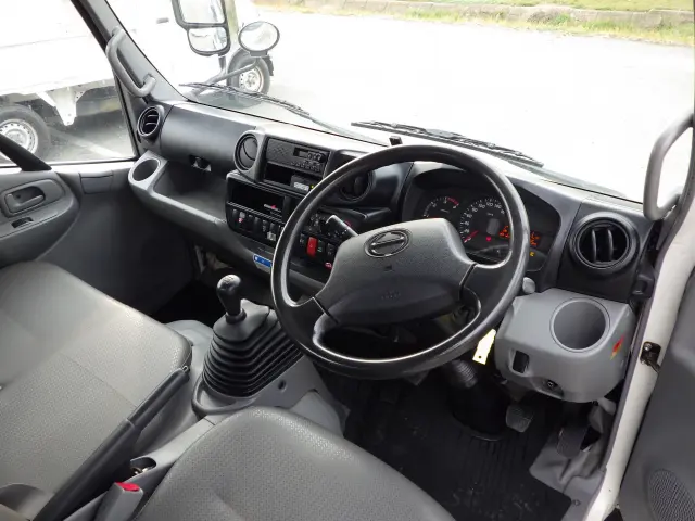 日野 デュトロ TKG-XZU650M(2WD)の写真6